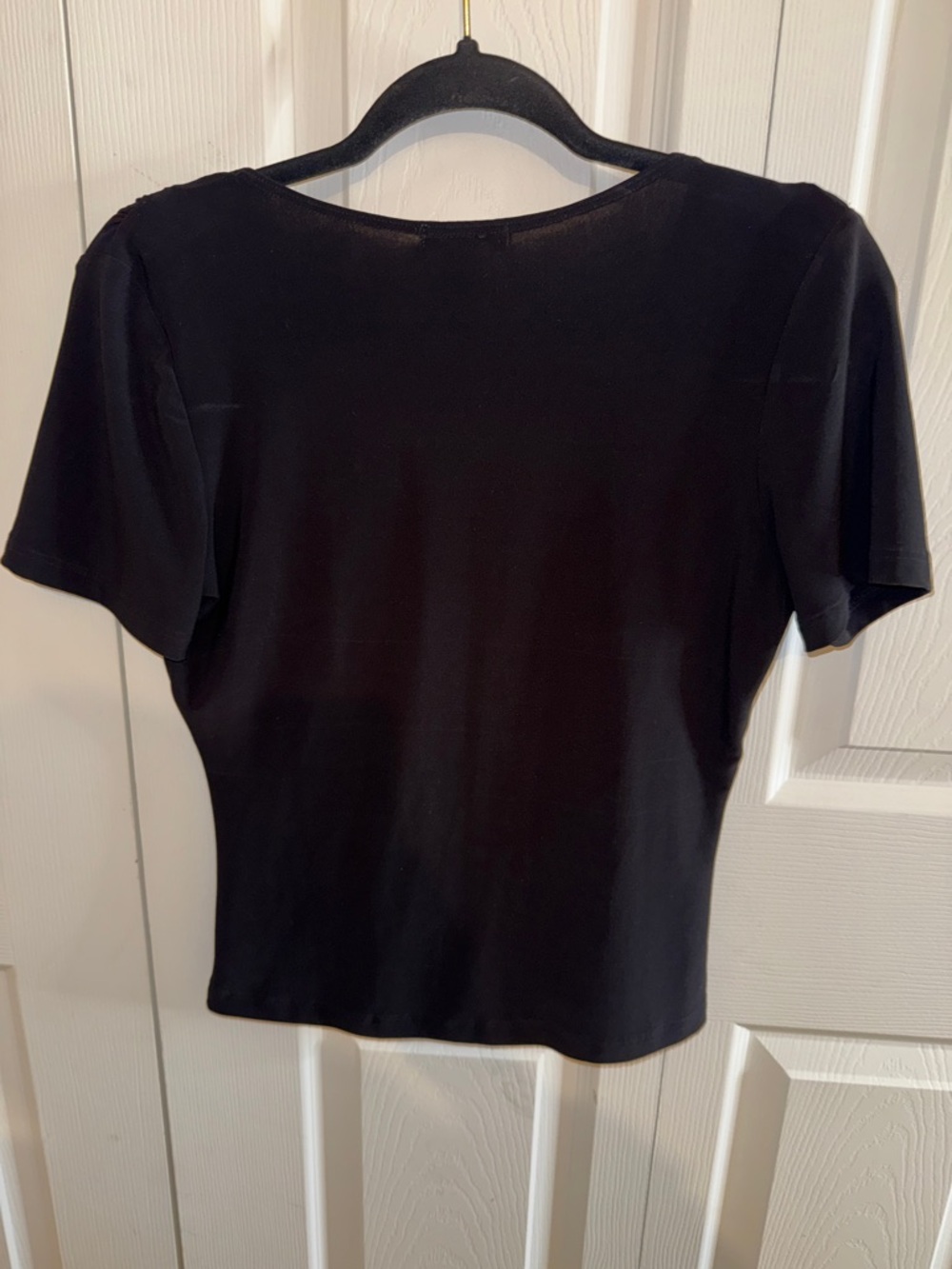 Women's Black V-Neck Ruched Top size PM - Picture 3 of 3